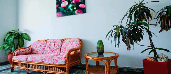 On-Vacation-San-Andres-Hotel-Coral-sofa